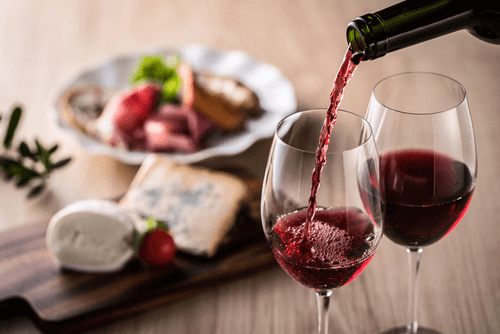 ワインと料理イメージ画像
